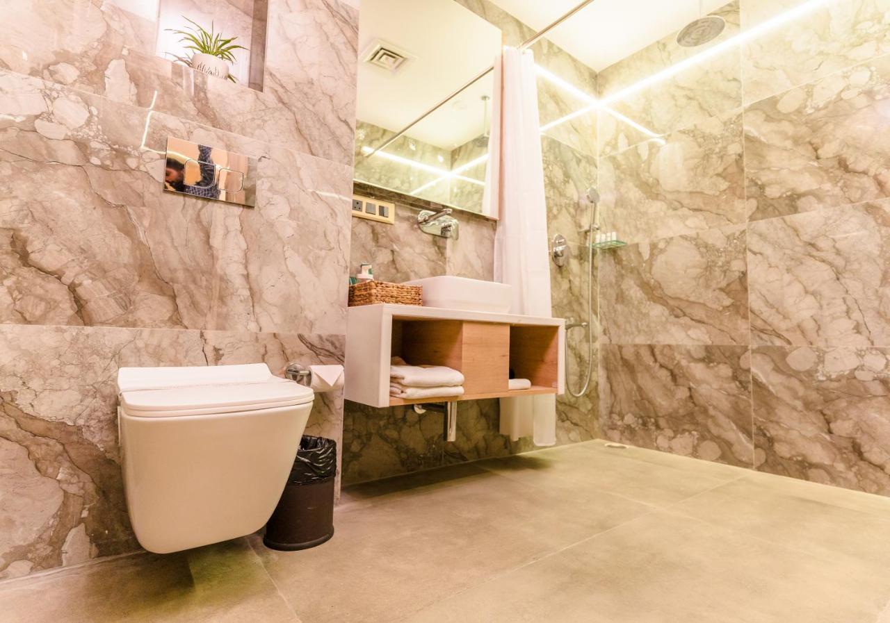 Hotel Mirana , Tinsukia Ngoại thất bức ảnh